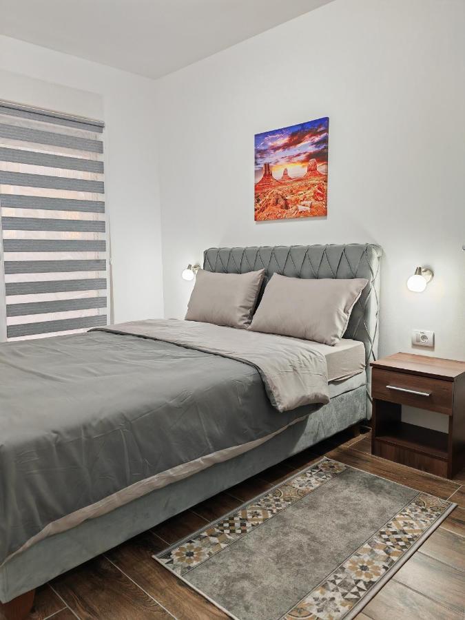 Imperial Apartment เวลิโก กราดิชเต ภายนอก รูปภาพ