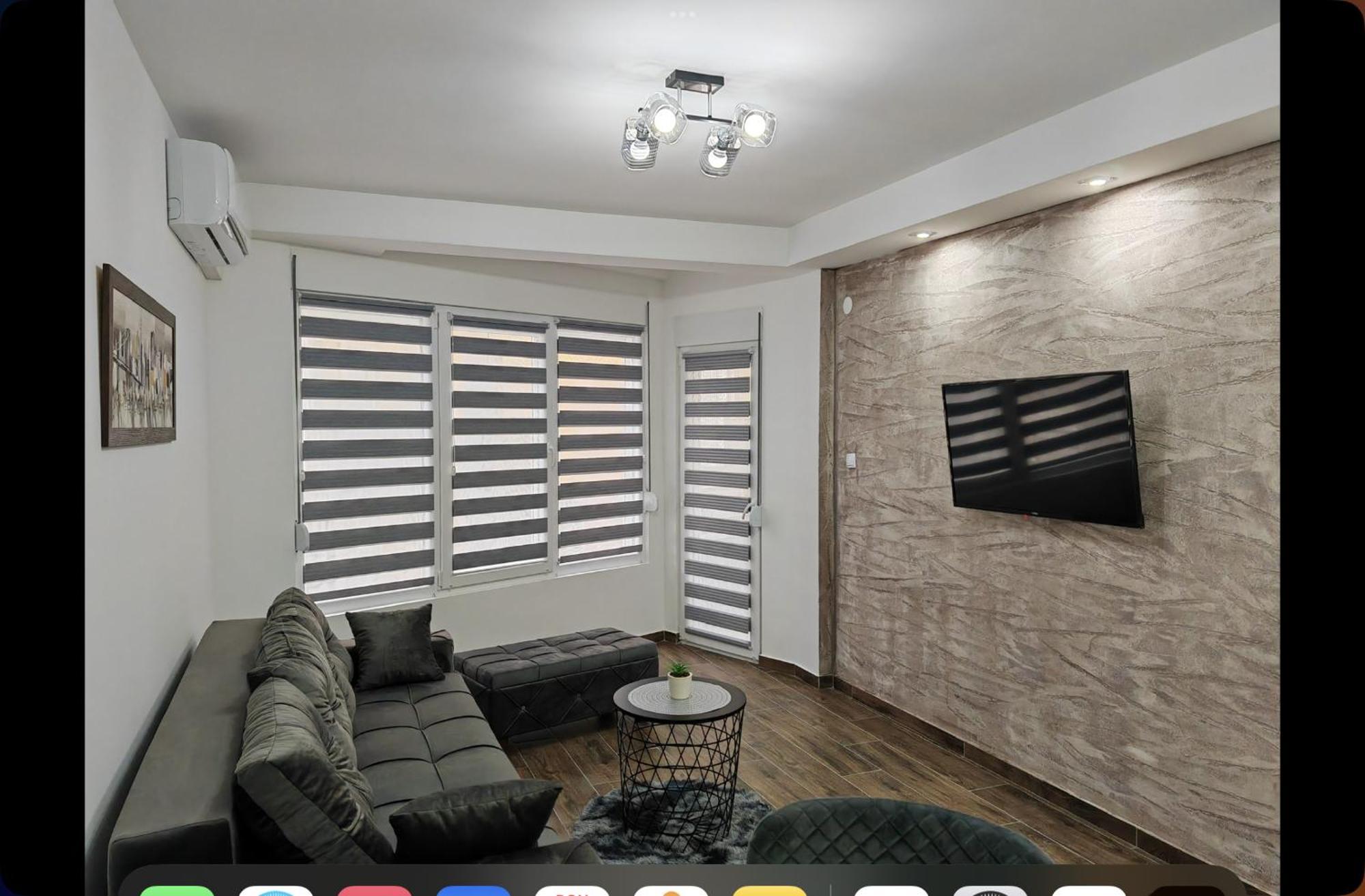 Imperial Apartment เวลิโก กราดิชเต ภายนอก รูปภาพ