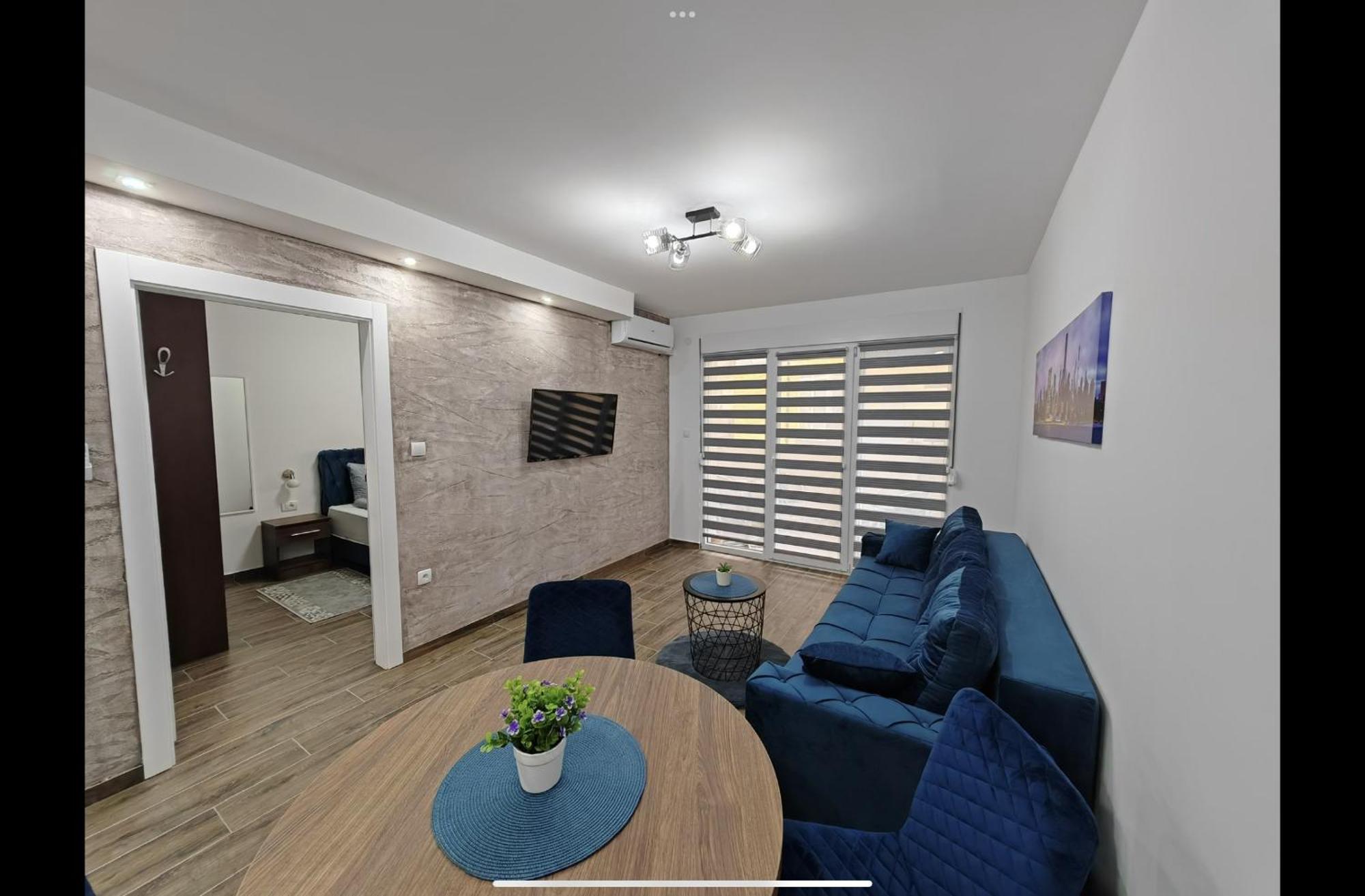 Imperial Apartment เวลิโก กราดิชเต ภายนอก รูปภาพ